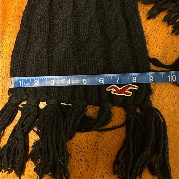 Hollister Navy Knit Scarf with Fringe - Picture 4 of 4